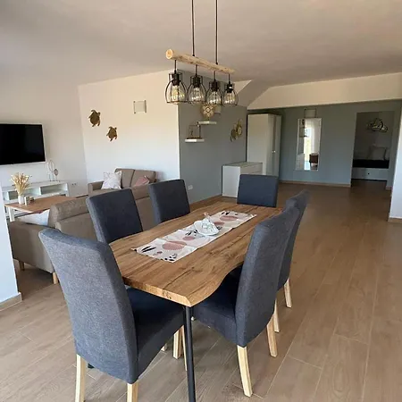 Seabreeze House Apartmán